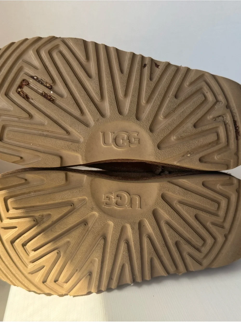 Uggs Chestnut Suede Lined Short Boots